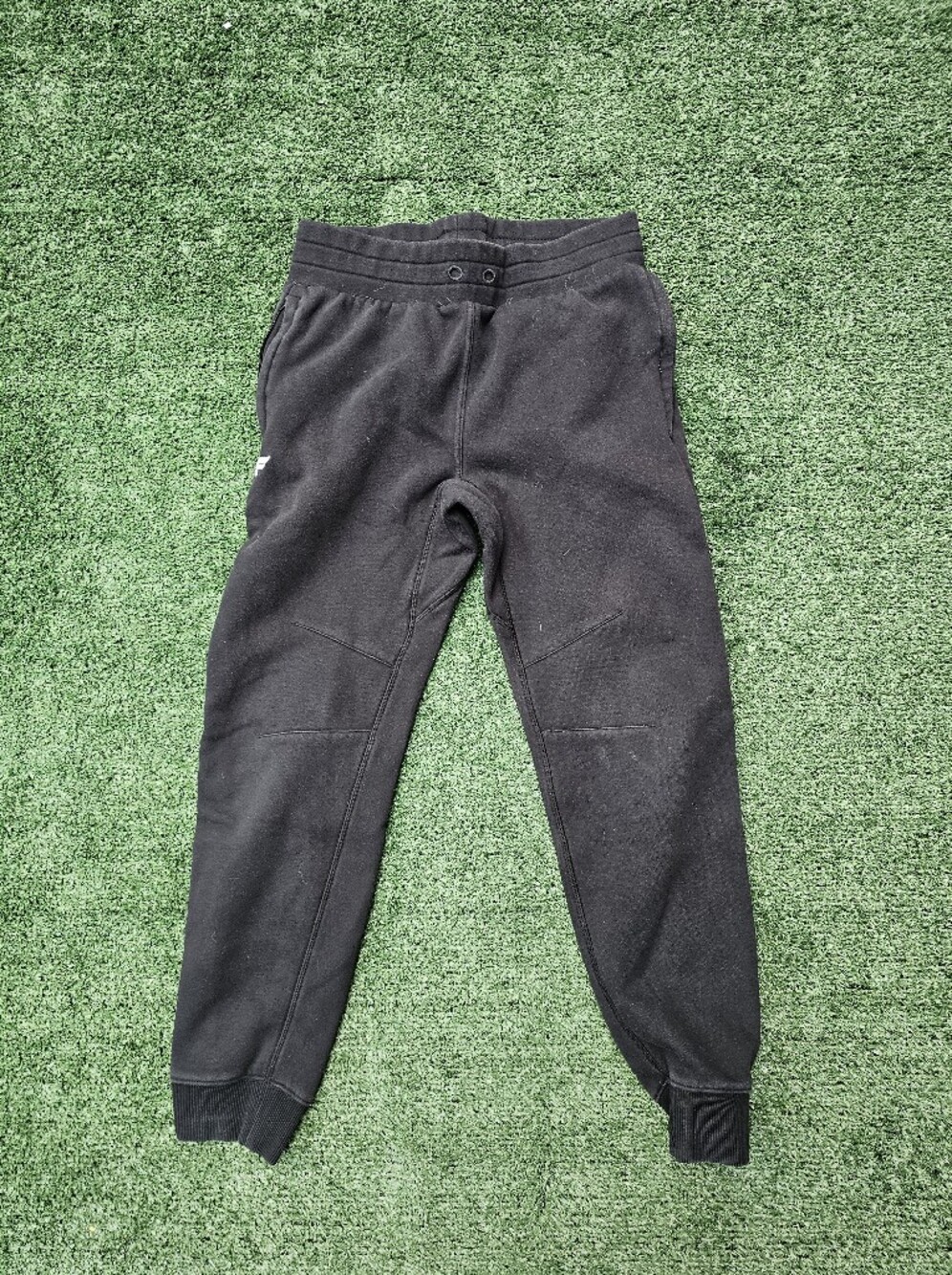 Fabletics Black Men's Joggers - Drawstring Waist Cuffed Sweatpants